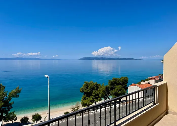 Apartments Nevenka I Josko