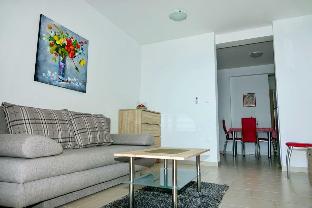 Nevenka I Josko Apartment Tucepi